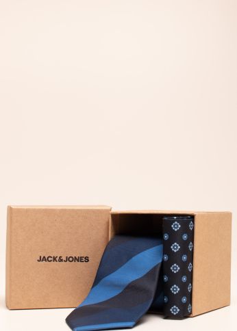 Jack & Jones šioje dovanų dėžutėje yra šalikėlis ir kaklaraištis. William